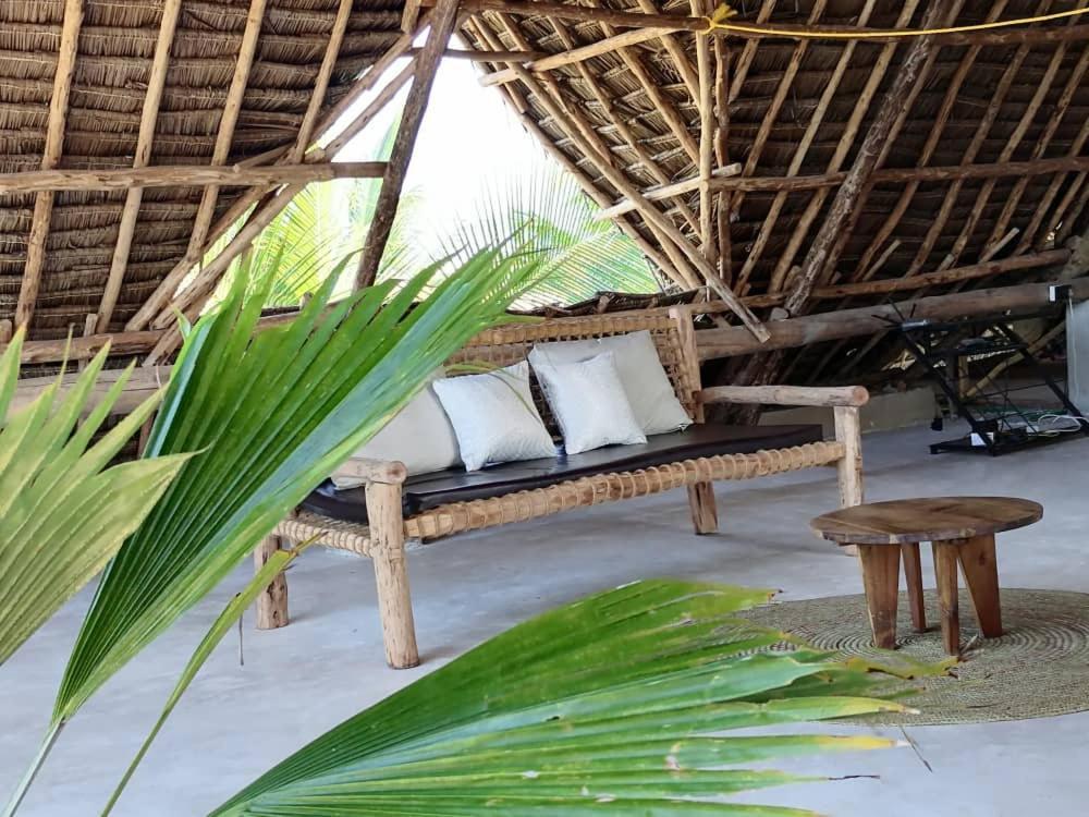 Kuwa Zanzibar Aparthotel Kiwengwa  Exteriör bild