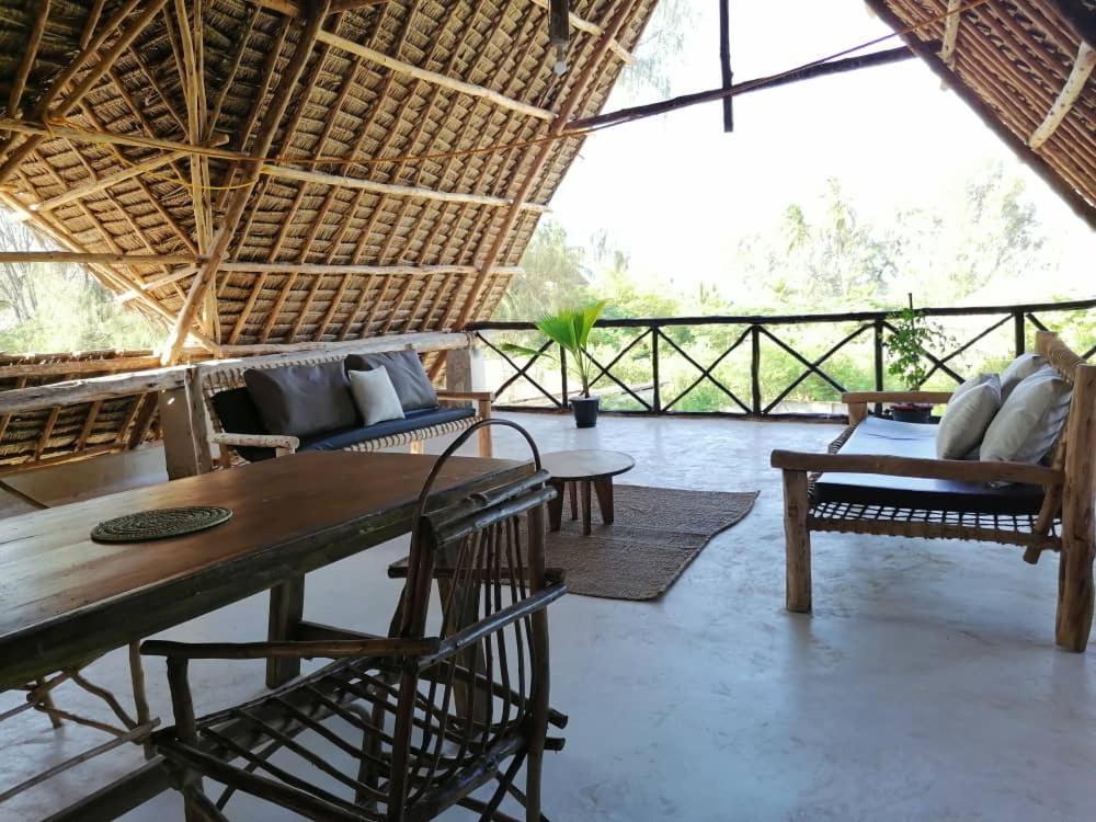 Kuwa Zanzibar Aparthotel Kiwengwa  Exteriör bild