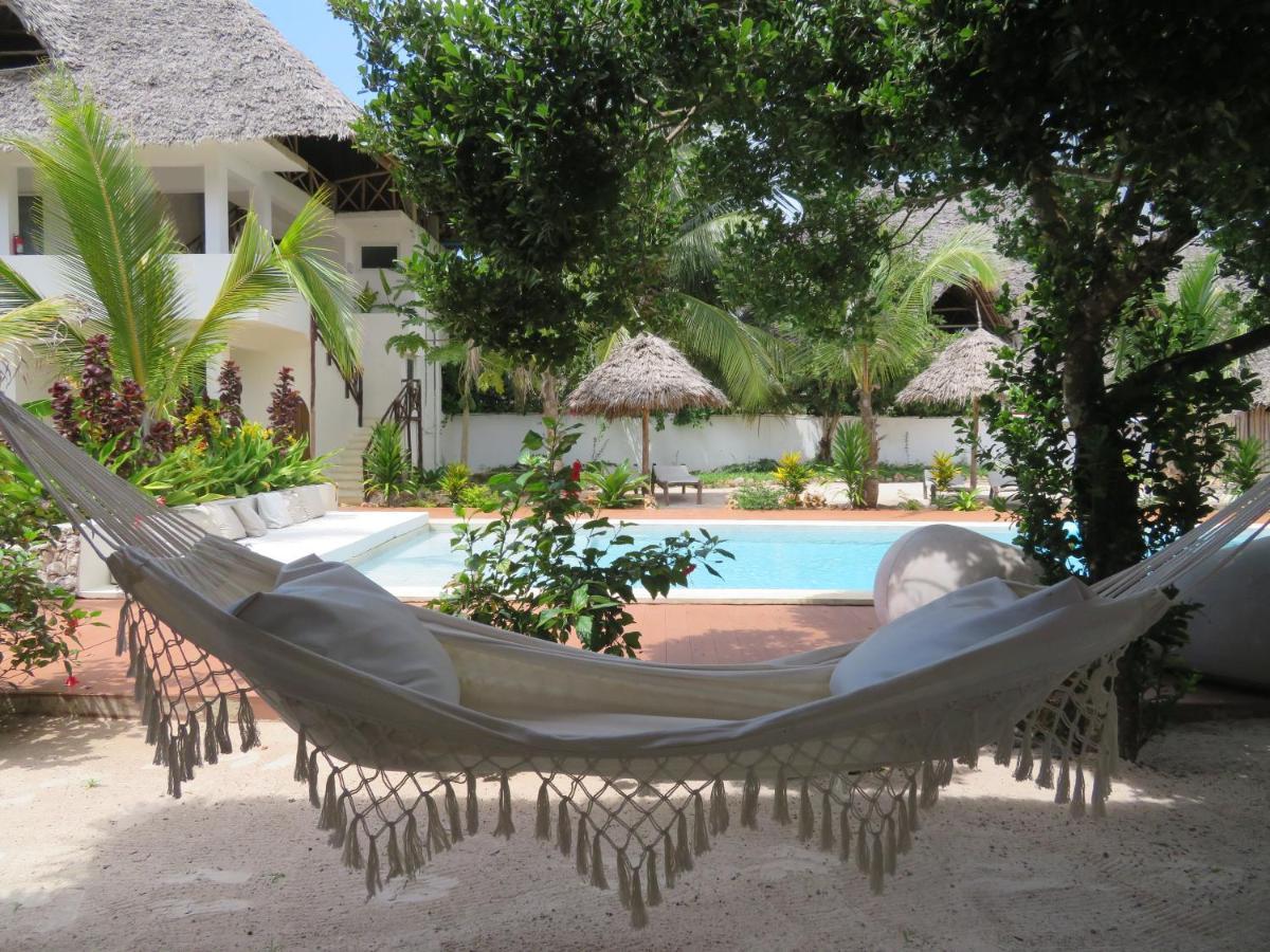 Kuwa Zanzibar Aparthotel Kiwengwa  Exteriör bild