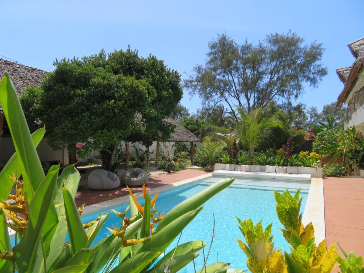 Kuwa Zanzibar Aparthotel Kiwengwa  Exteriör bild