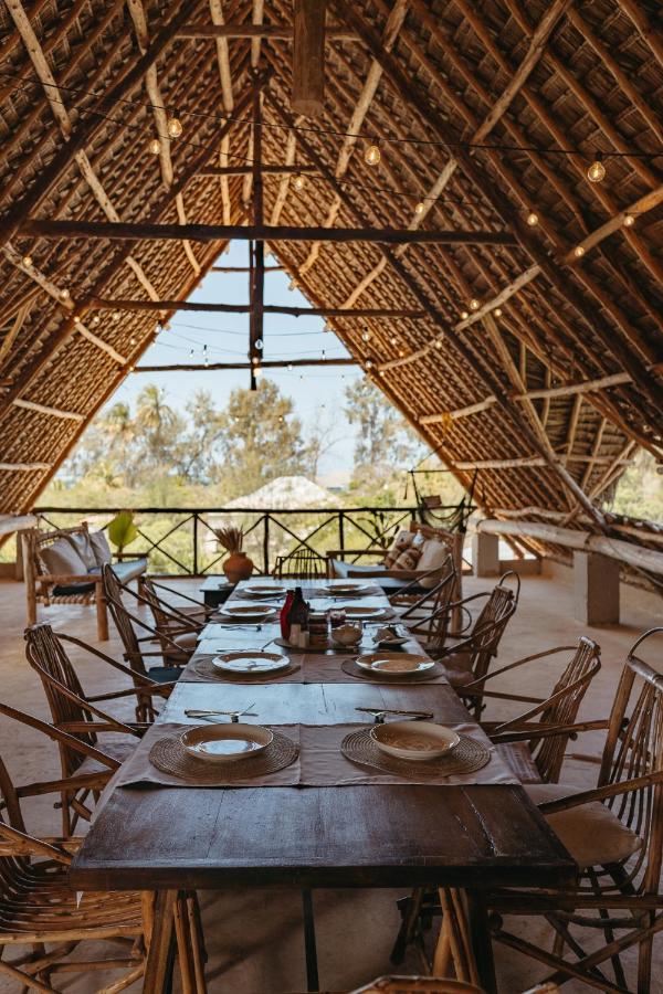 Kuwa Zanzibar Aparthotel Kiwengwa  Exteriör bild