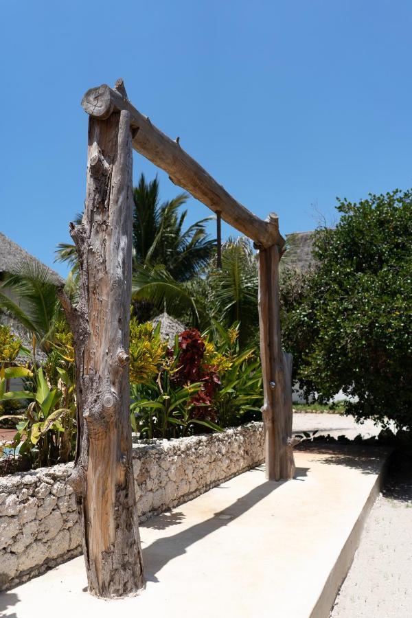 Kuwa Zanzibar Aparthotel Kiwengwa  Exteriör bild