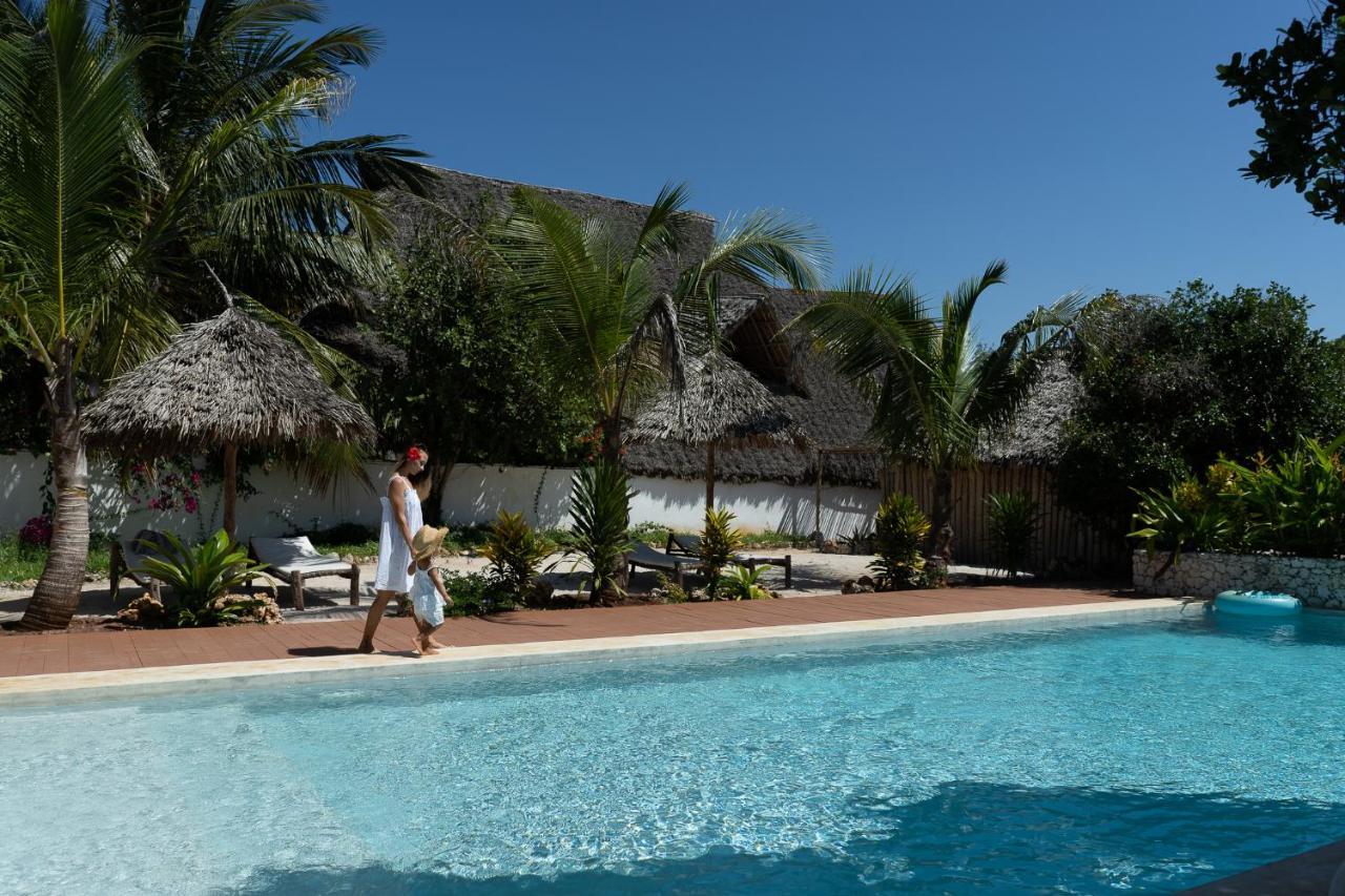 Kuwa Zanzibar Aparthotel Kiwengwa  Exteriör bild
